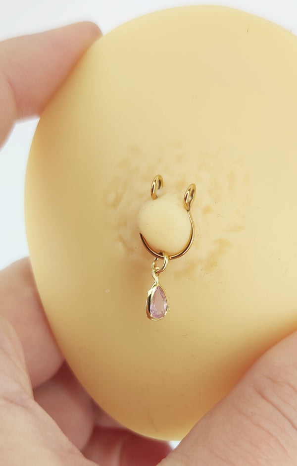 1 St. Fake Nippelpiercing Gold mit einzelnem tropfenförmigen Zirkon, verschiedene Farben (1 St.)